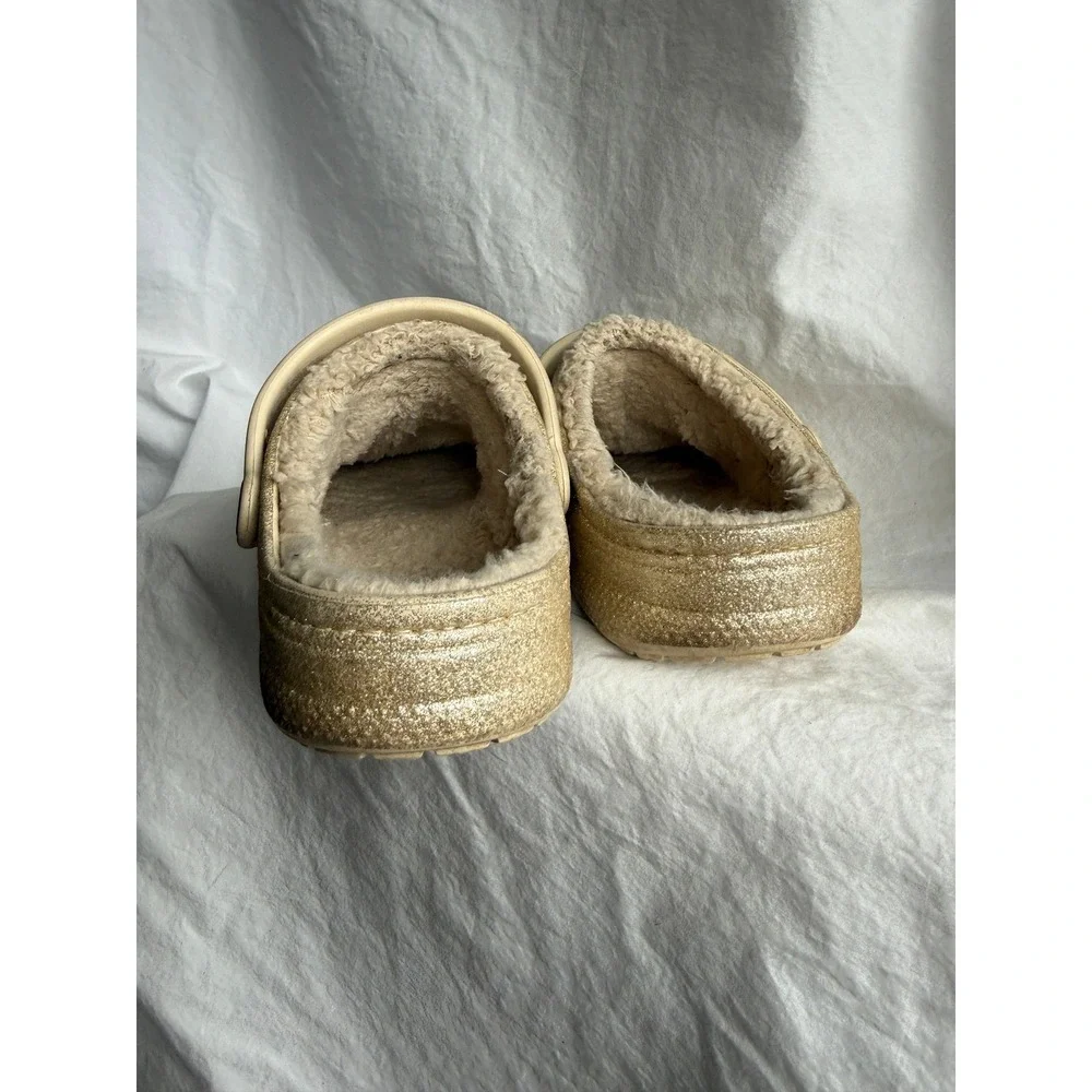 Crocs Classic Lined Gold Glitter Clogs Kids Size J2 Faux Fur Warm Sparkle Shoes‎